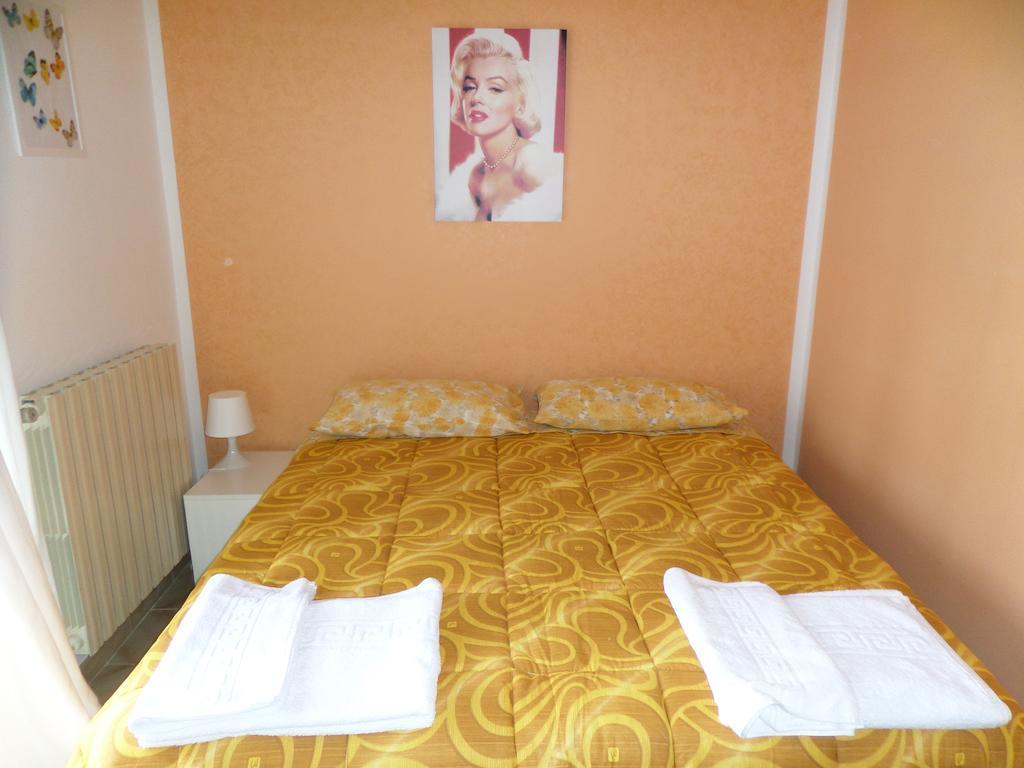 B&B Villino Lory Marino Ruang foto